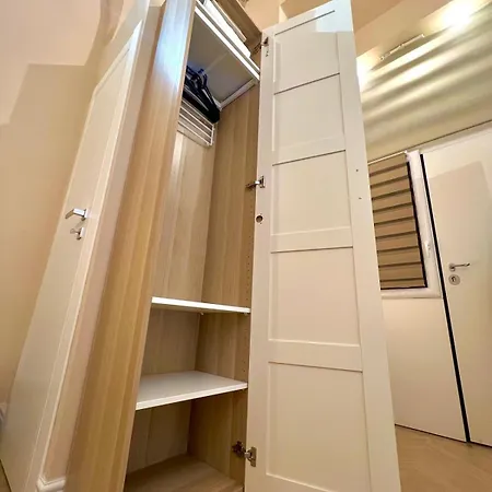 Friends House Отель типа 