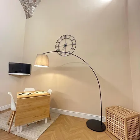 Friends House Неаполь